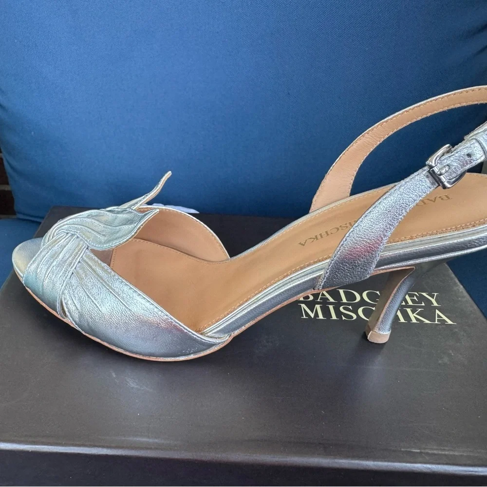 BADGLEY MISCHKA TAFFY SILLEA HEELS